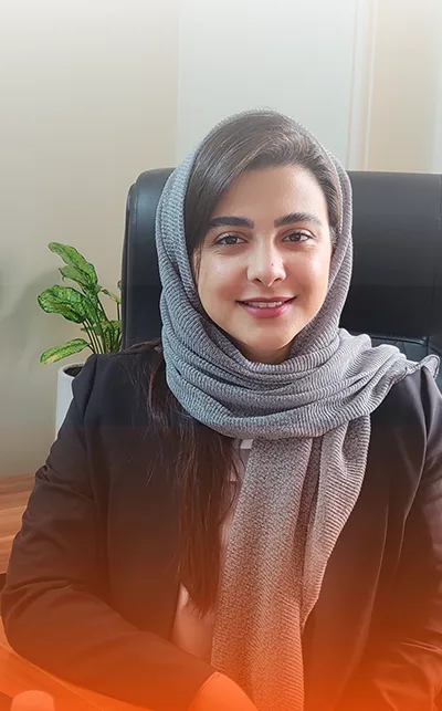 زهرا آذرنیا