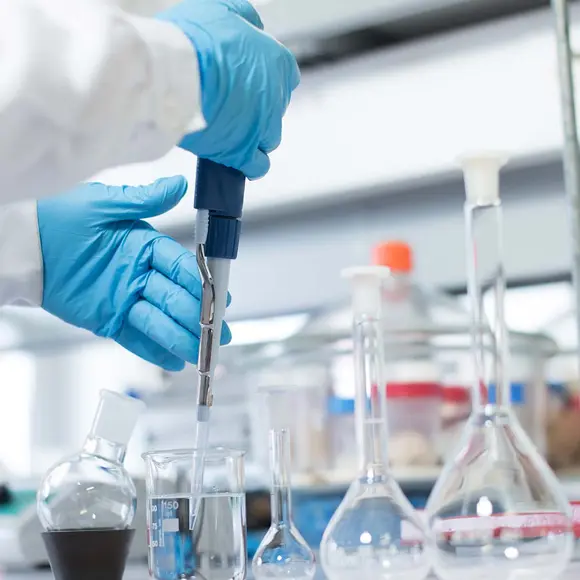 درباره ما افرا شیمی